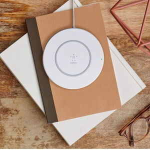 Belkin Boost Up Wireless Charging Pad 7.5W – Wireless Charger for iPhone Xs, XS